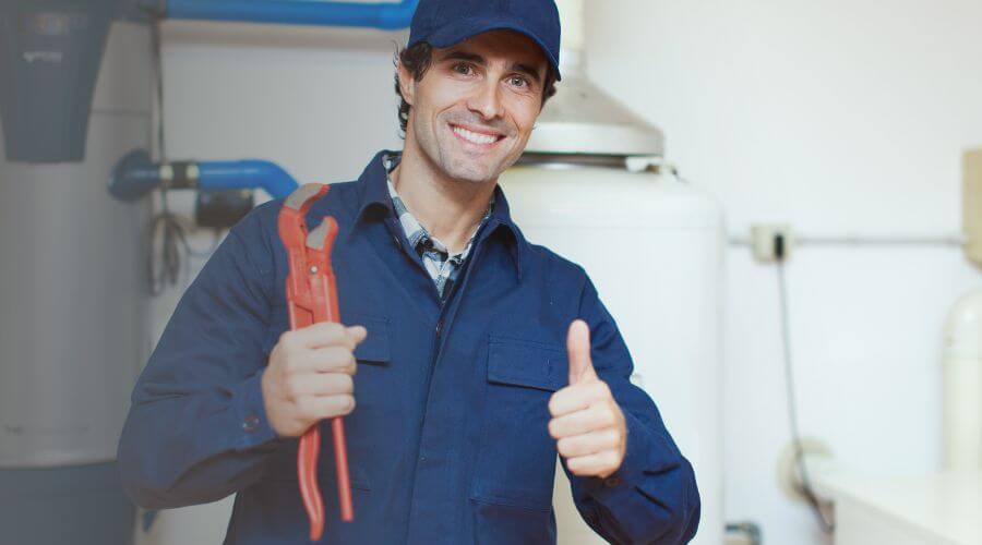 Local water heater installation in West Des Moines, IA